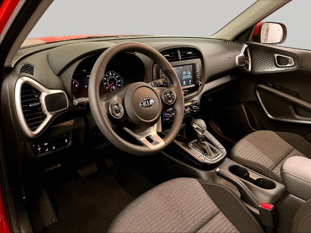Used 2021 Kia Soul S FWD image 12