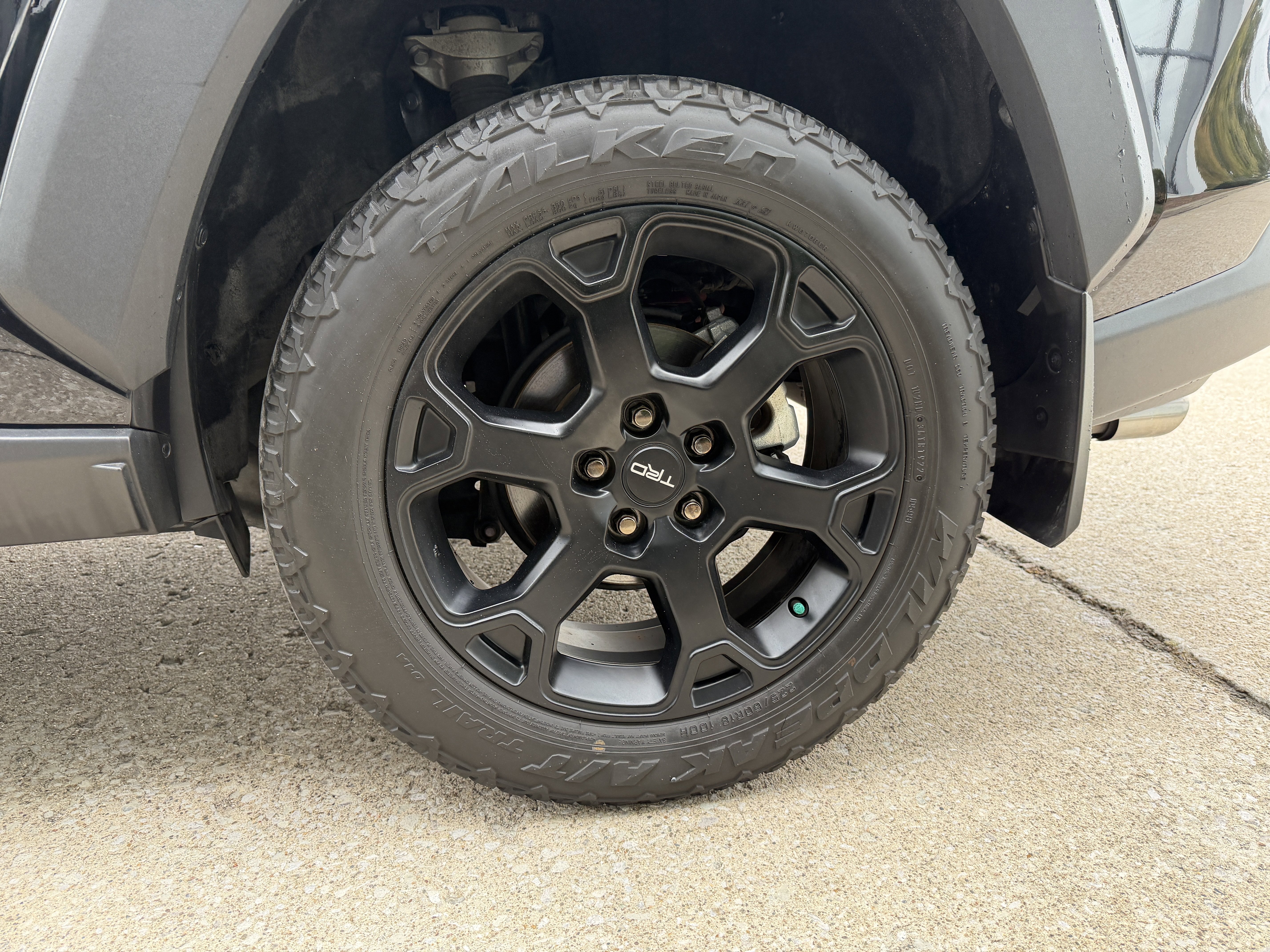 Used 2022 Toyota RAV4 TRD Off-Road image 14