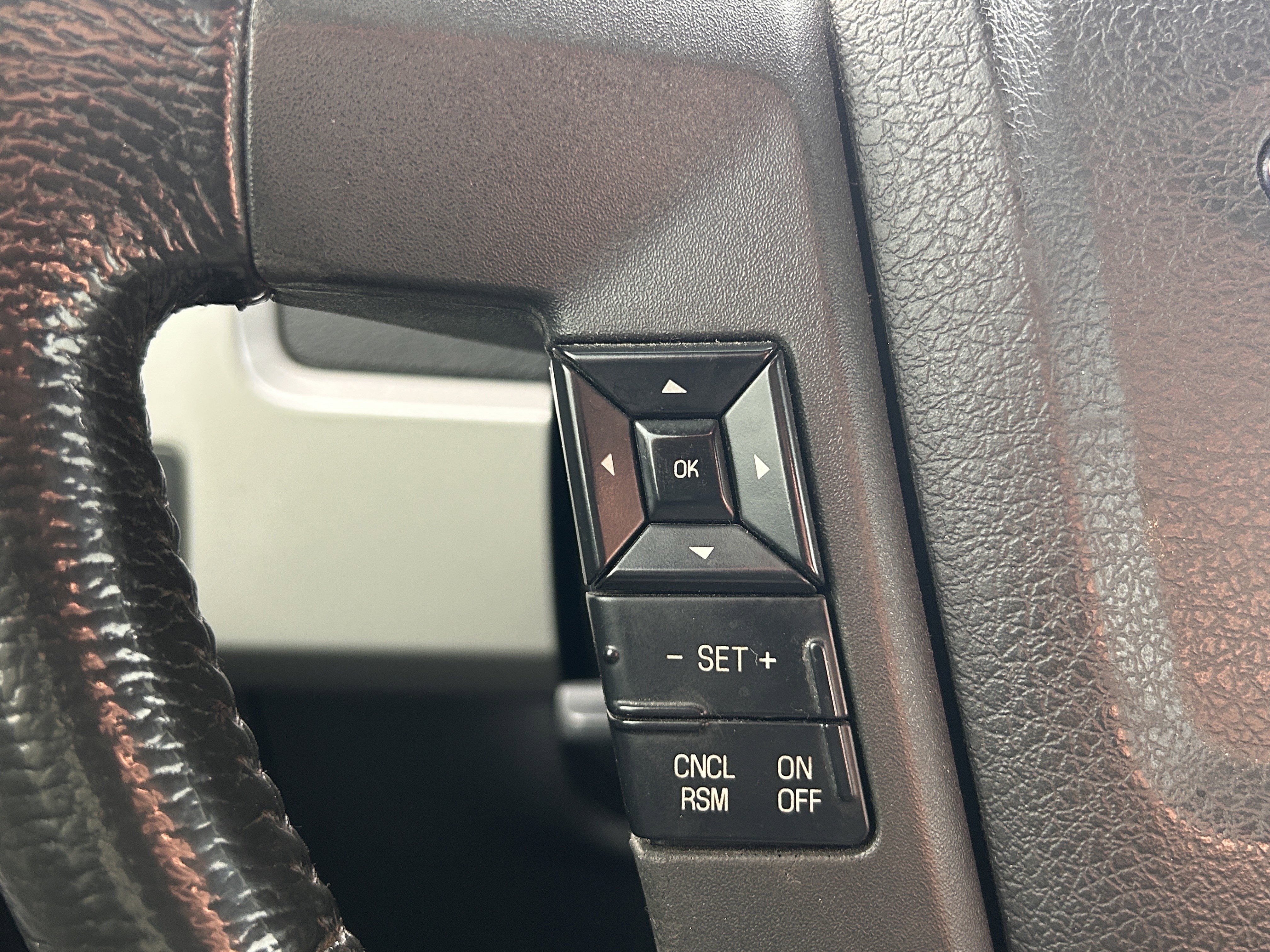 Used 2011 Ford F150 Lariat w/ Lariat Plus Pkg image 19