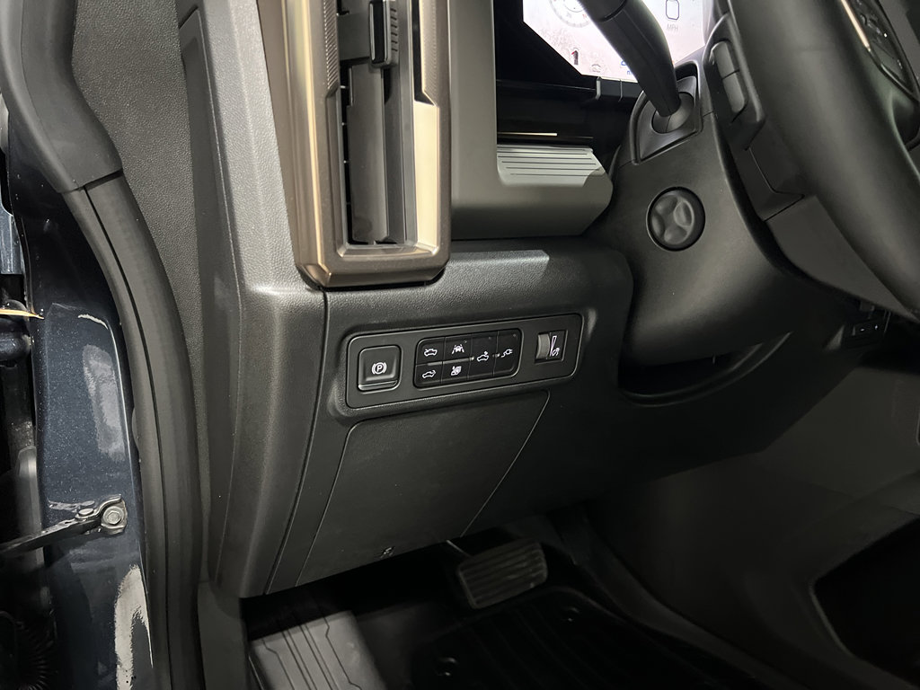 New 2025 GMC Hummer EV 3X image 16