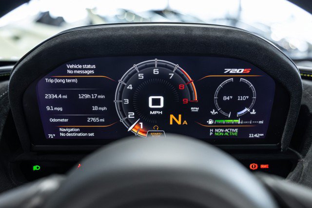 Used 2022 McLaren 720S Performance RWD image 40