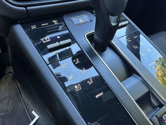 Used 2024 Porsche Macan image 22