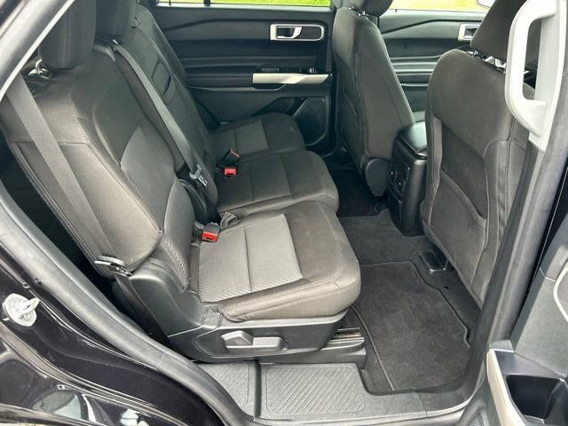 Used 2023 Ford Explorer XLT AWD/4WD image 51