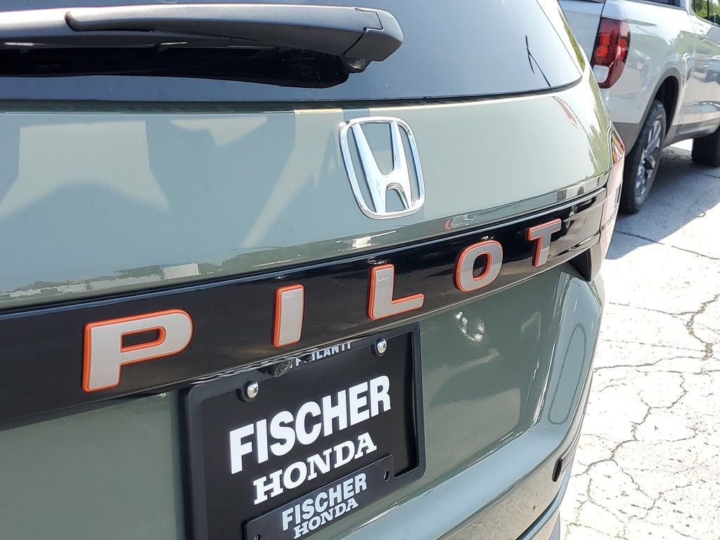 New 2026 Honda Pilot TrailSport image 6