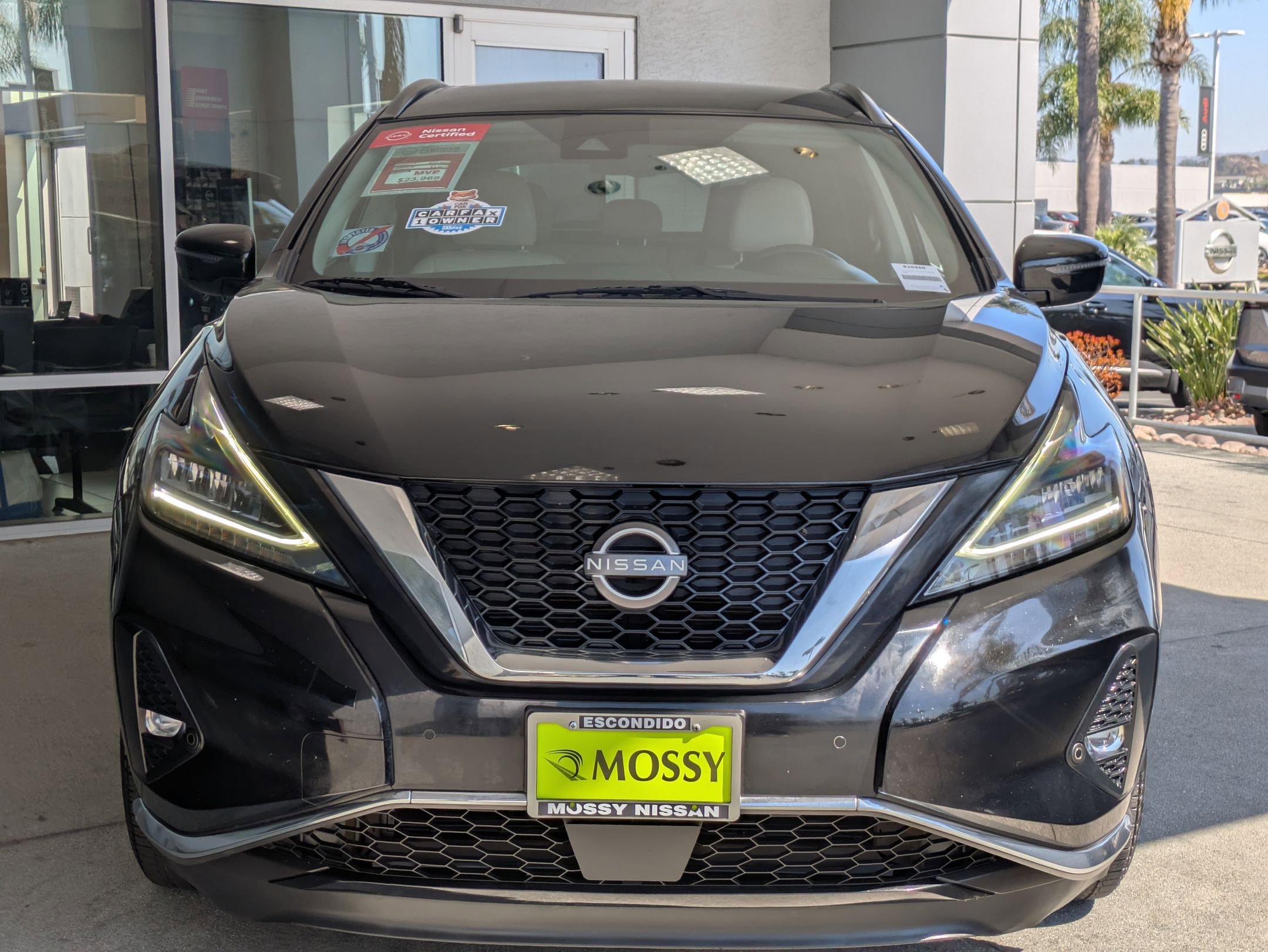 Used 2023 Nissan Murano SV image 2