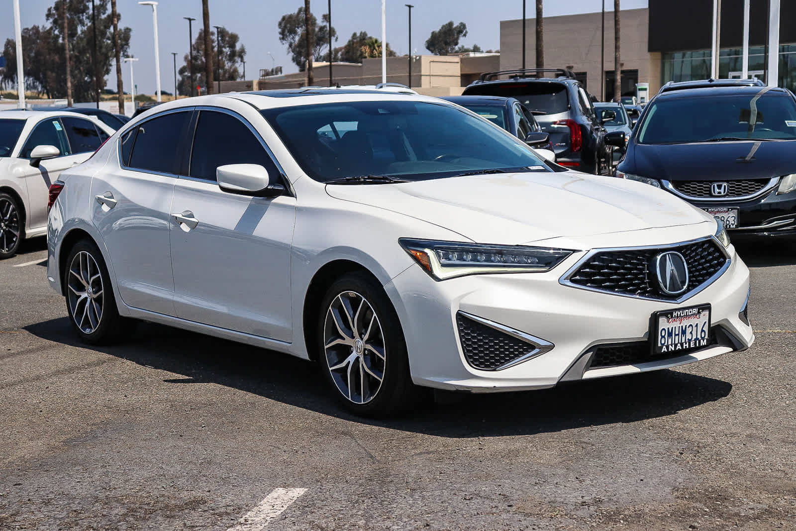 Used 2019 Acura ILX FWD image 3