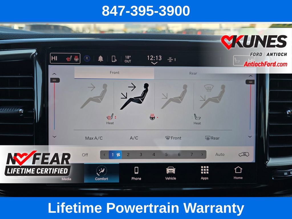 Used 2024 Chrysler Pacifica Touring-L FWD image 50