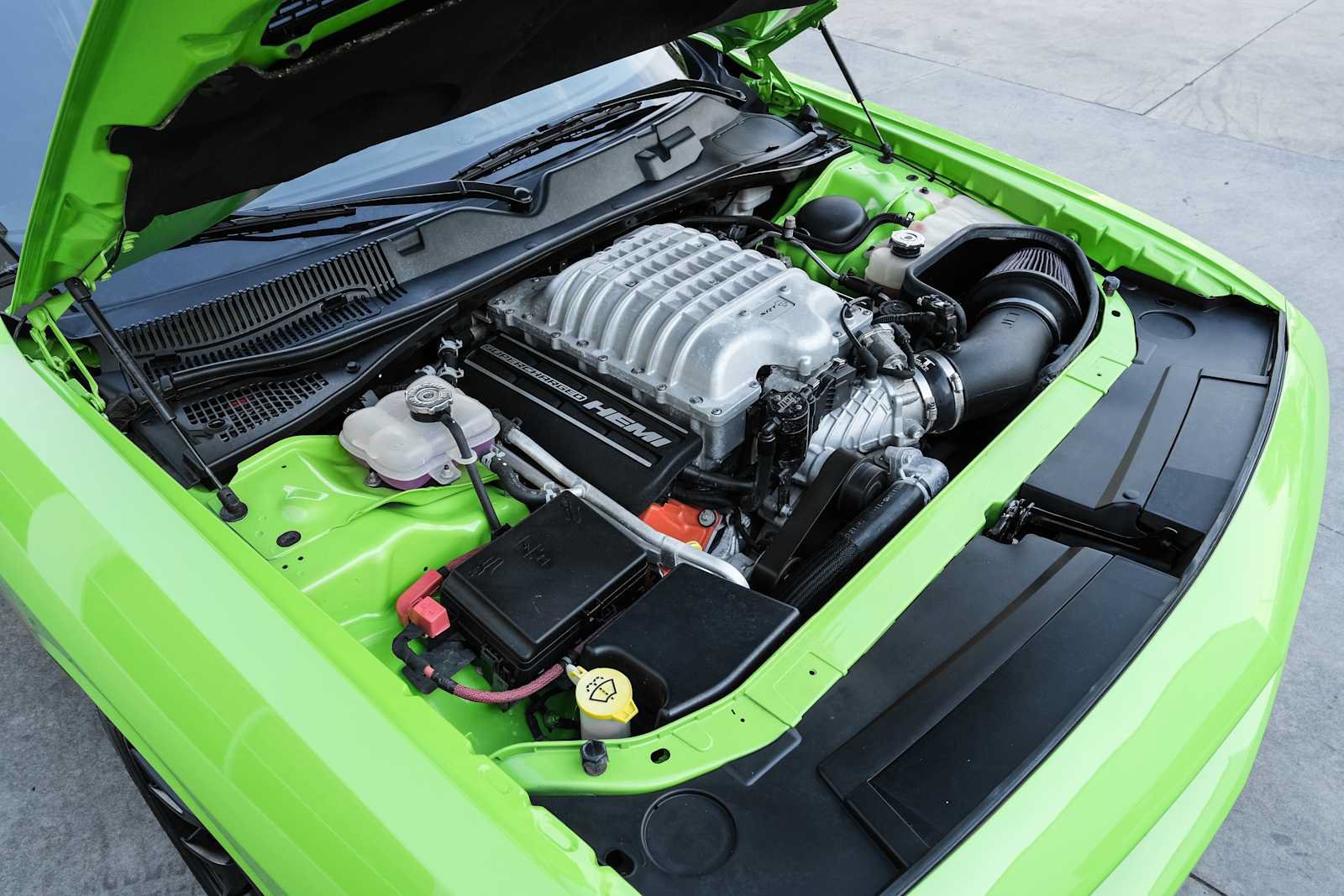 Used 2015 Dodge Challenger SRT Hellcat RWD image 51