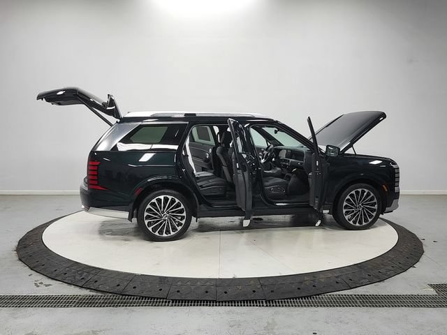 Used 2026 Hyundai Palisade Calligraphy FWD image 17