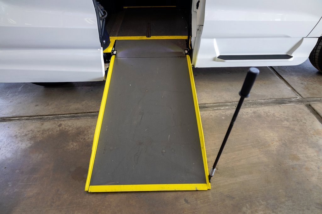 Used 2022 Toyota Sienna LE image 15