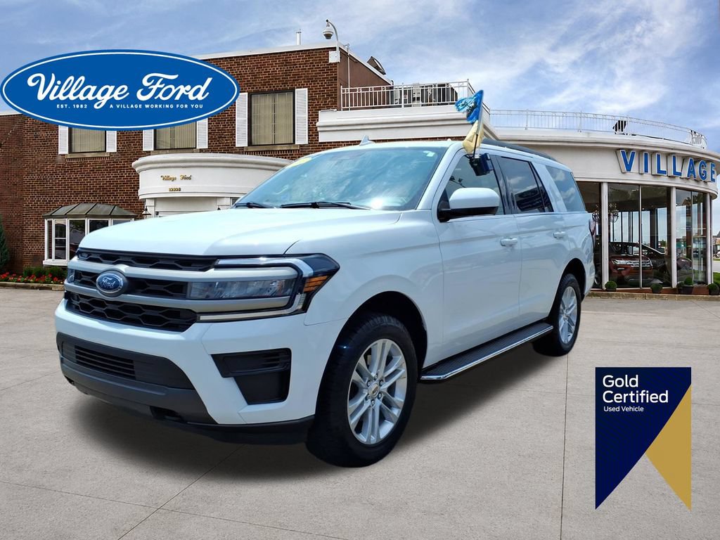 Certified 2023 Ford Expedition XLT AWD/4WD image 1