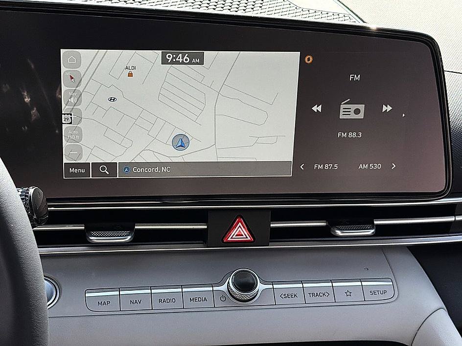 New 2026 Hyundai Elantra Limited FWD image 10