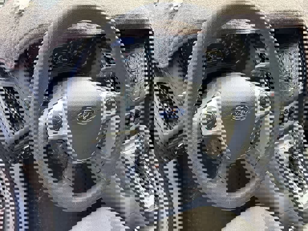 Used 2013 Ford Focus SE image 11