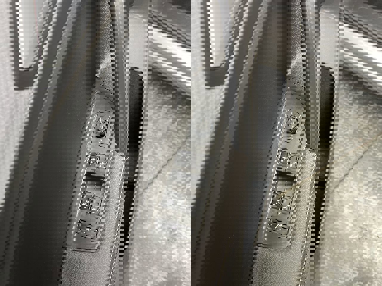 Used 2024 Volkswagen Tiguan S image 7