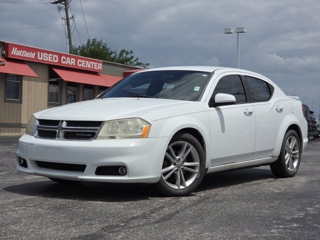 Used 2011 Dodge Avenger Heat FWD image 2