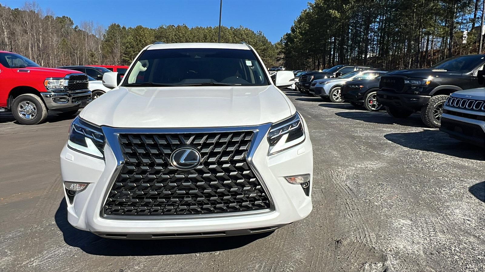 Used 2020 Lexus GX 460 Premium w/ Premium Package image 3