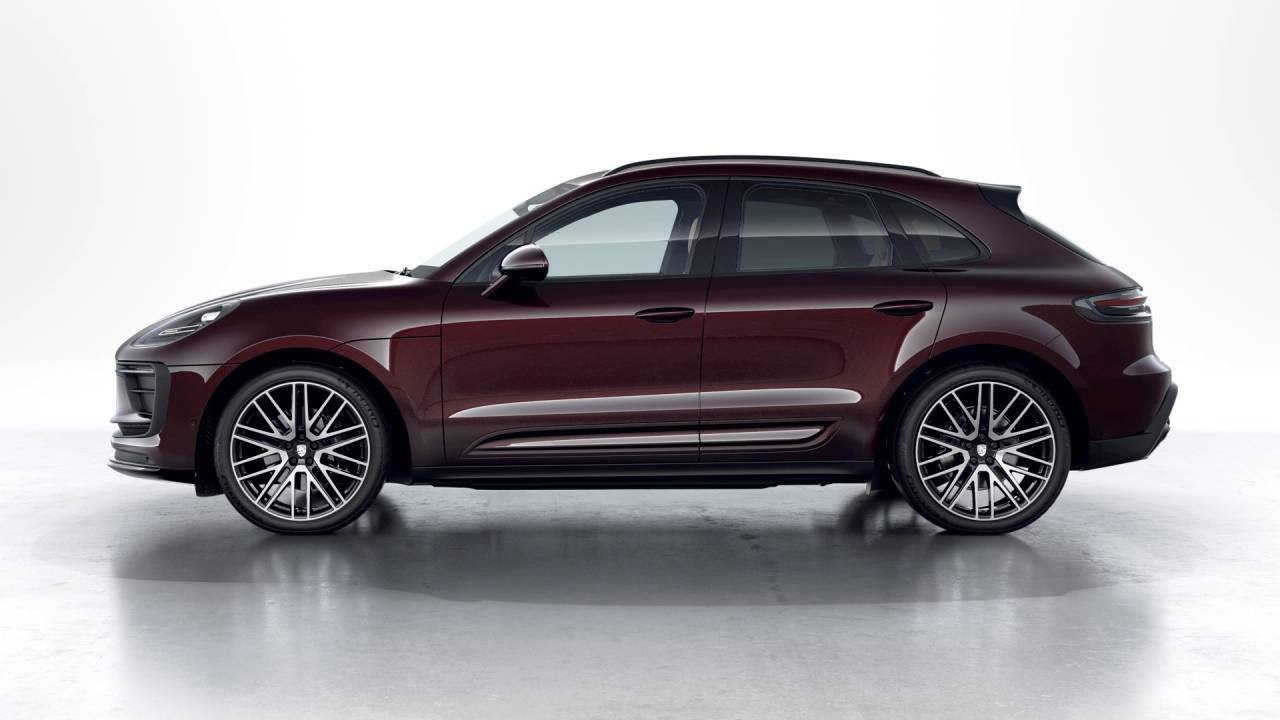 New 2026 Porsche Macan AWD/4WD image 2