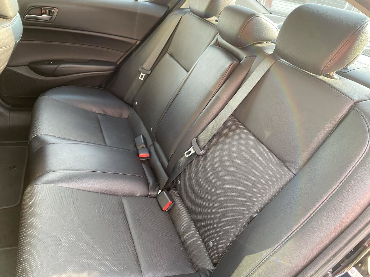 Used 2014 Acura ILX w/ Technology Package FWD image 7
