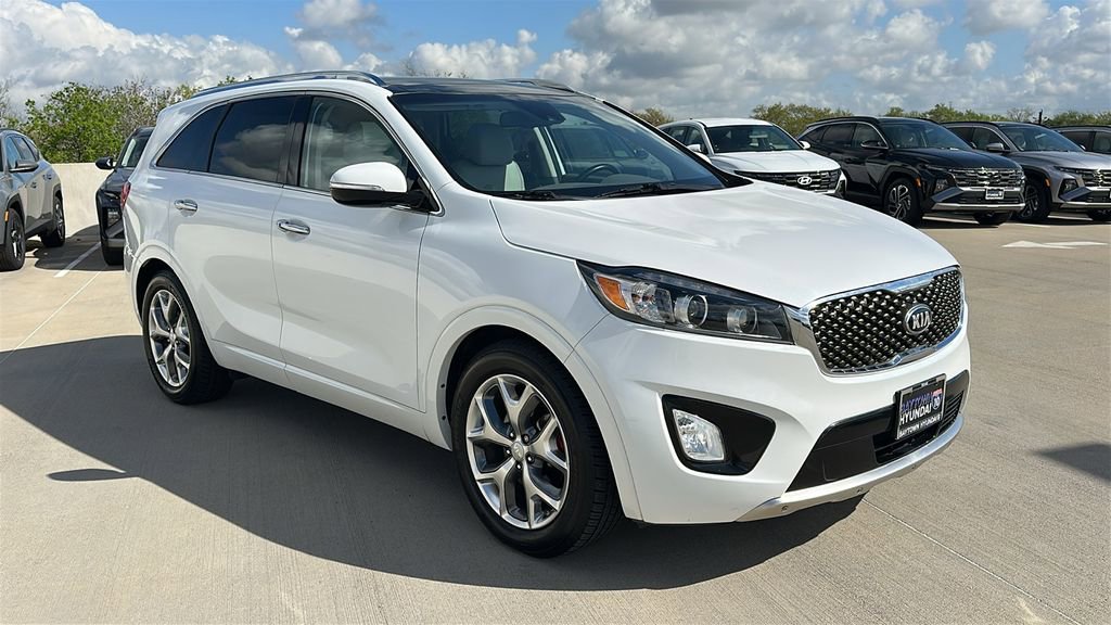 Used 2017 Kia Sorento SX image 15