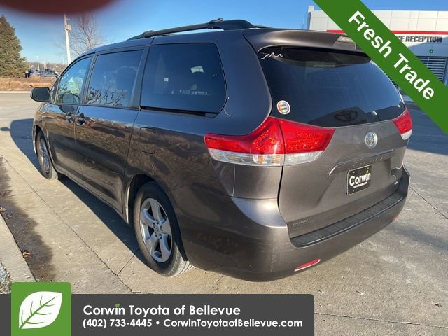 Used 2011 Toyota Sienna LE image 6