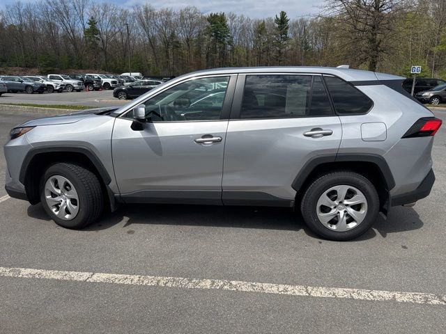 Used 2023 Toyota RAV4 LE AWD/4WD image 6