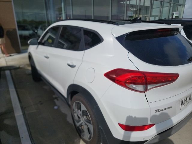 Used 2018 Hyundai Tucson Limited w/ Ultimate Package 02 FWD image 4