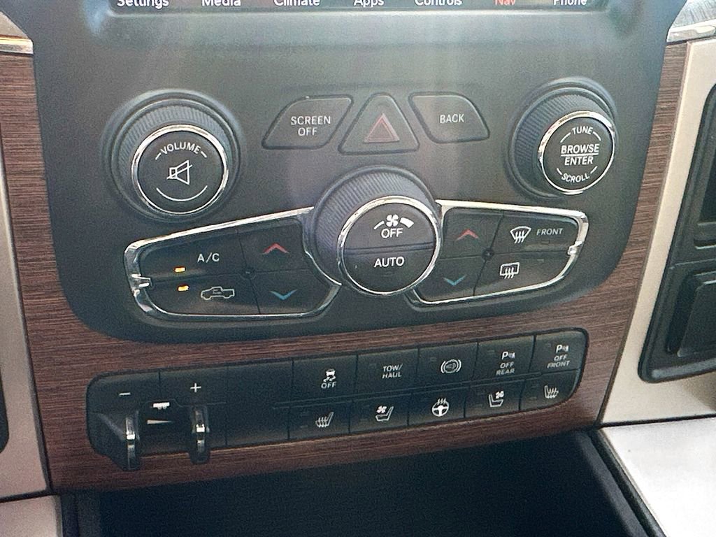 Used 2018 RAM 3500 Laramie AWD/4WD image 16