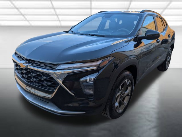Certified 2025 Chevrolet Trax LT FWD image 24