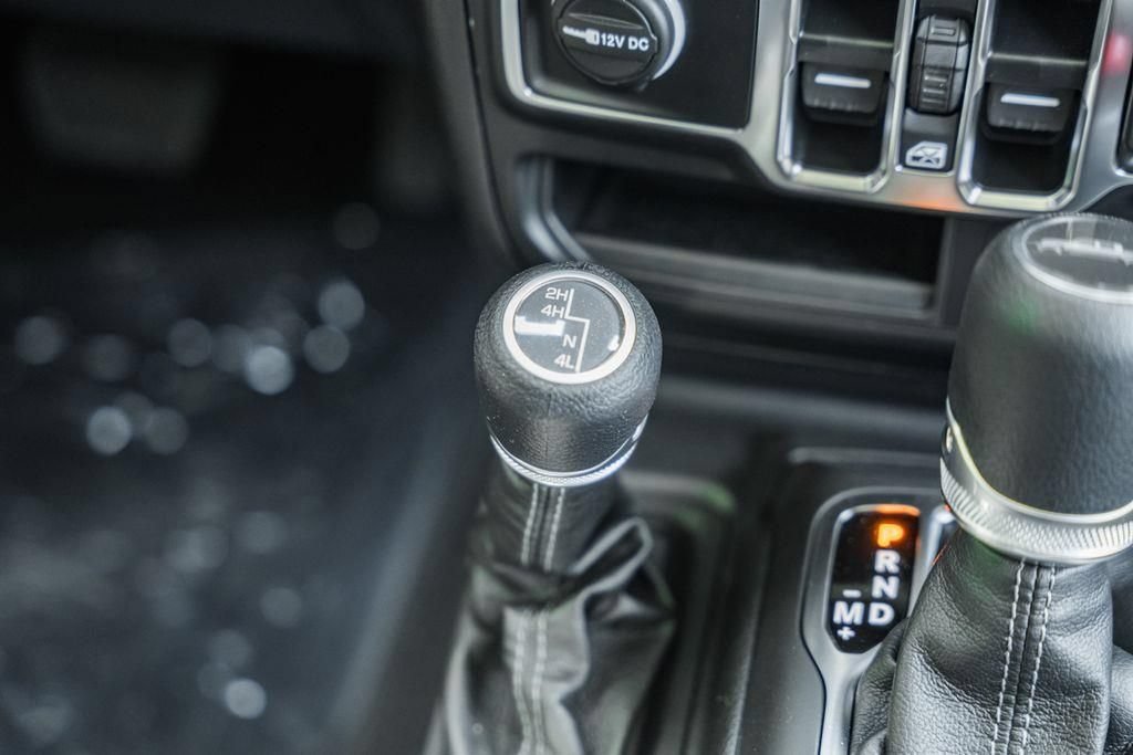 New 2025 Jeep Gladiator Sport AWD/4WD image 28