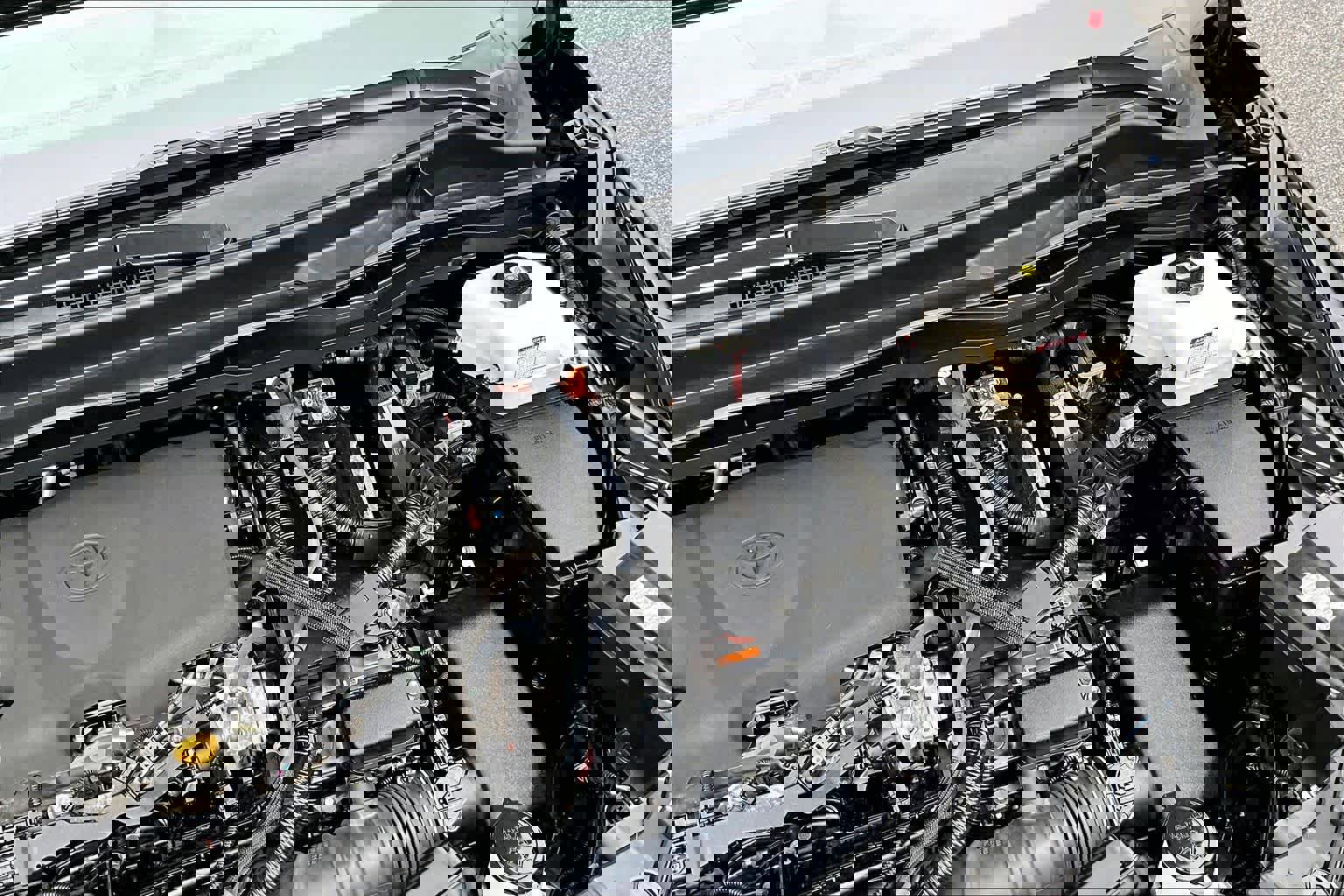 Used 2023 Toyota Sienna XLE image 32