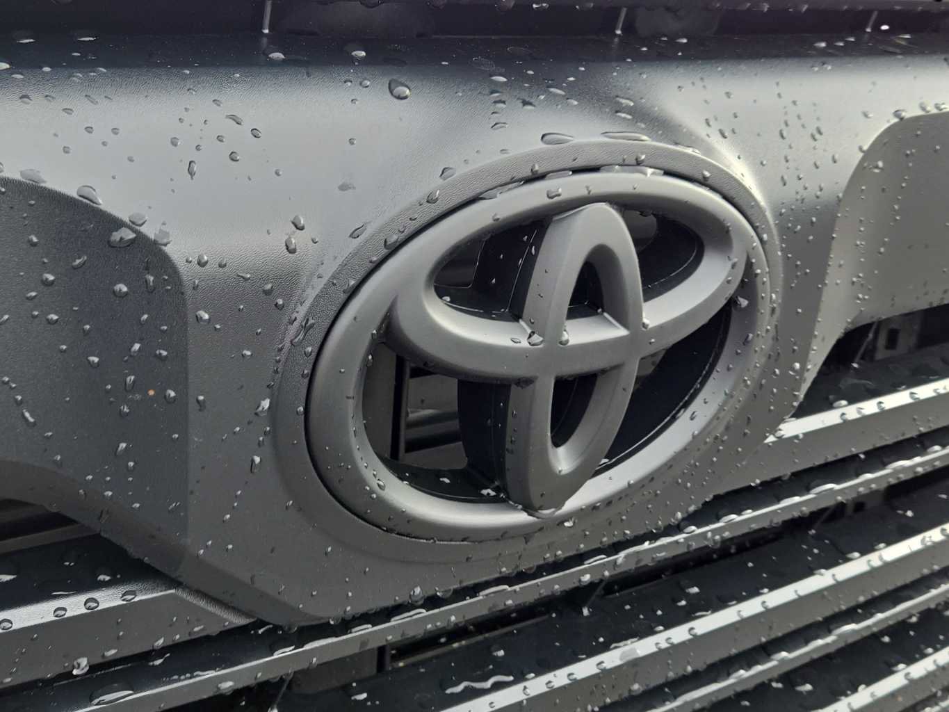 New 2026 Toyota Tundra Limited AWD/4WD image 16