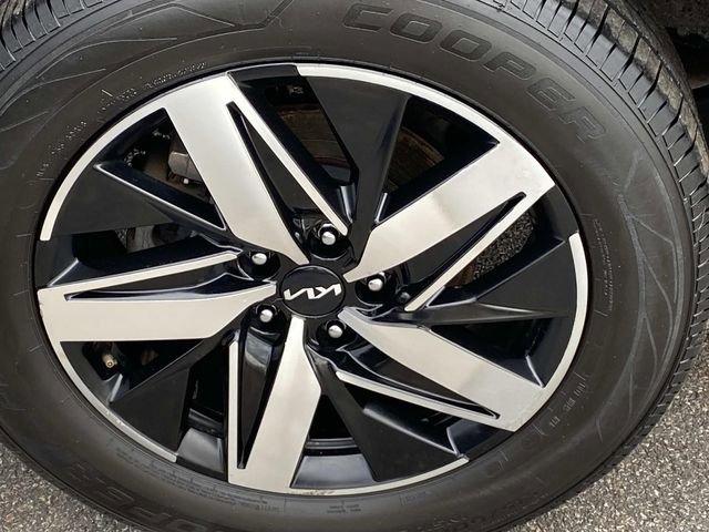 Used 2022 Kia Sorento S image 24