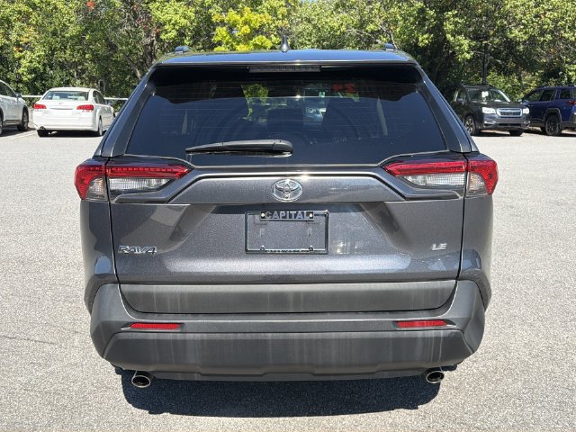 Used 2021 Toyota RAV4 LE FWD image 12