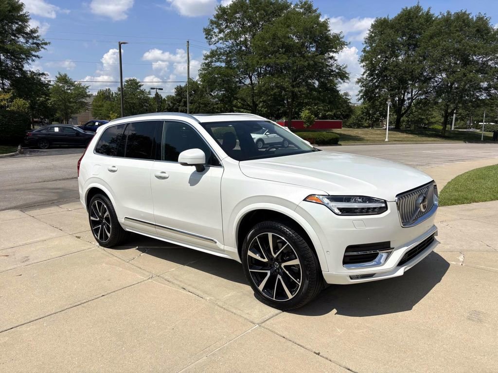 Used 2024 Volvo XC90 B5 Plus w/ Protection Package Premier