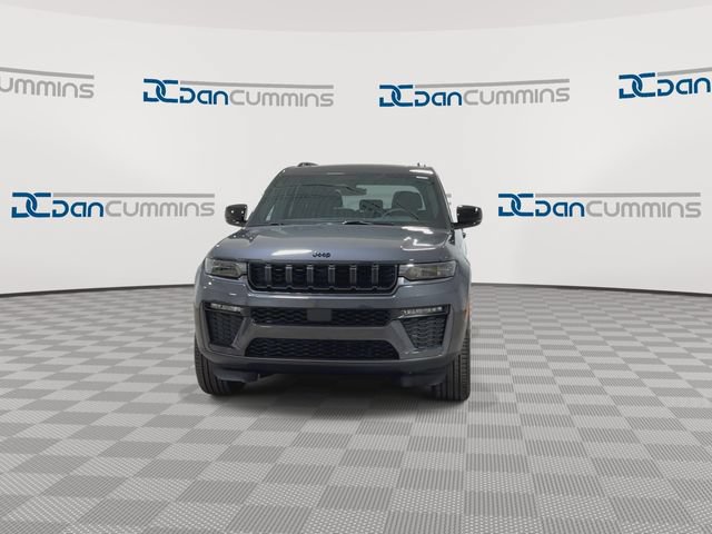 New 2026 Jeep Grand Cherokee Limited w/ Limited Altitude Package AWD/4WD image 3