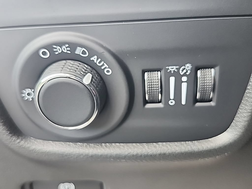 New 2026 Jeep Grand Cherokee Laredo X RWD image 17