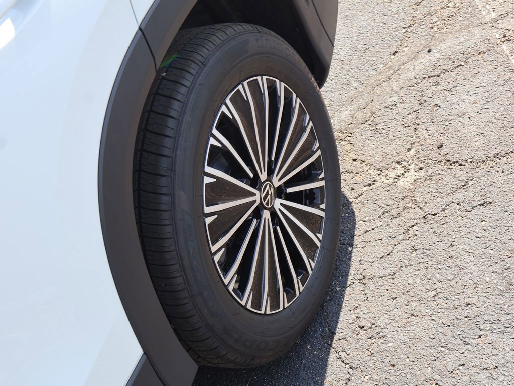 New 2025 Volkswagen Tiguan S image 39