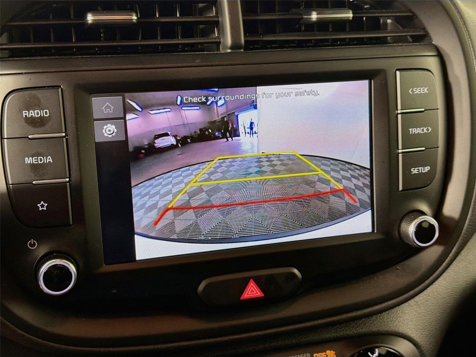 Certified 2025 Kia Soul LX w/ LX Technology Package FWD image 15