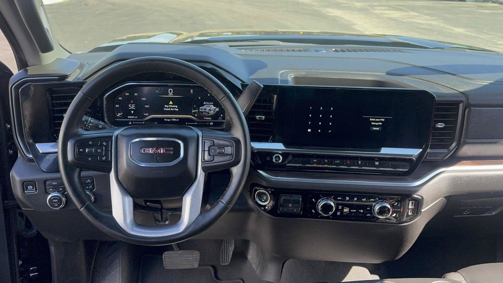 Used 2025 GMC Sierra 1500 SLT AWD/4WD image 14
