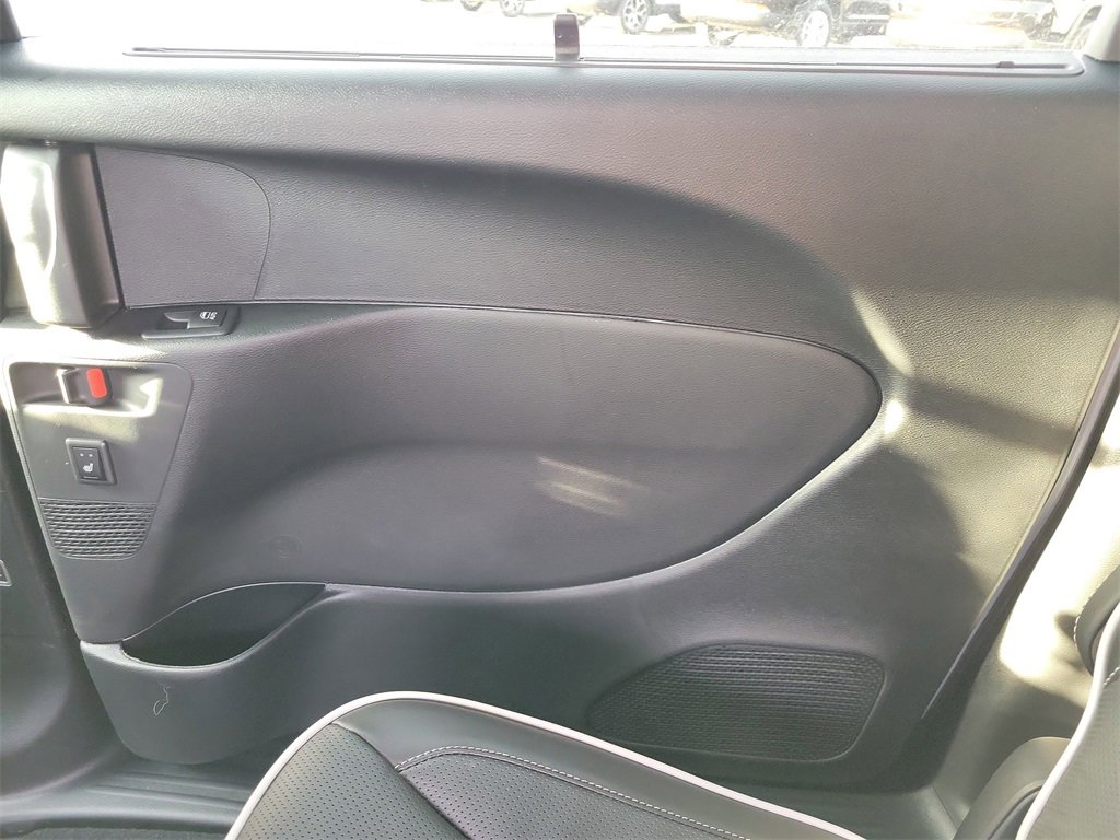 New 2026 Chrysler Pacifica Limited image 12