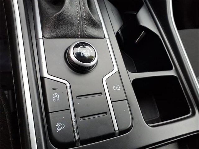 Used 2023 Kia Sorento LX image 23