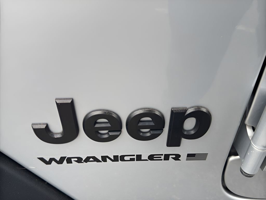 Used 2024 Jeep Wrangler Sport S AWD/4WD image 39