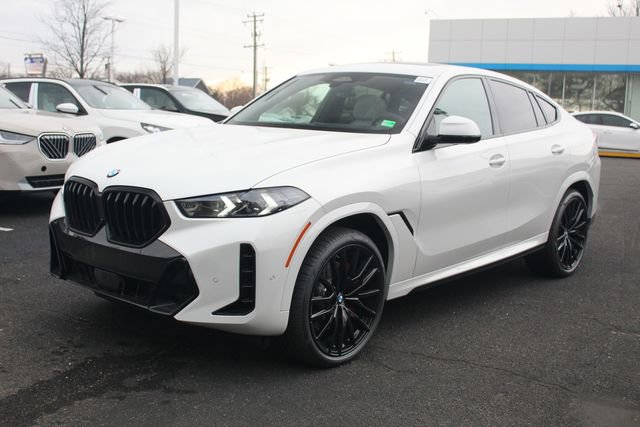 New 2026 BMW X6 xDrive40i w/ Climate Comfort Package image 3
