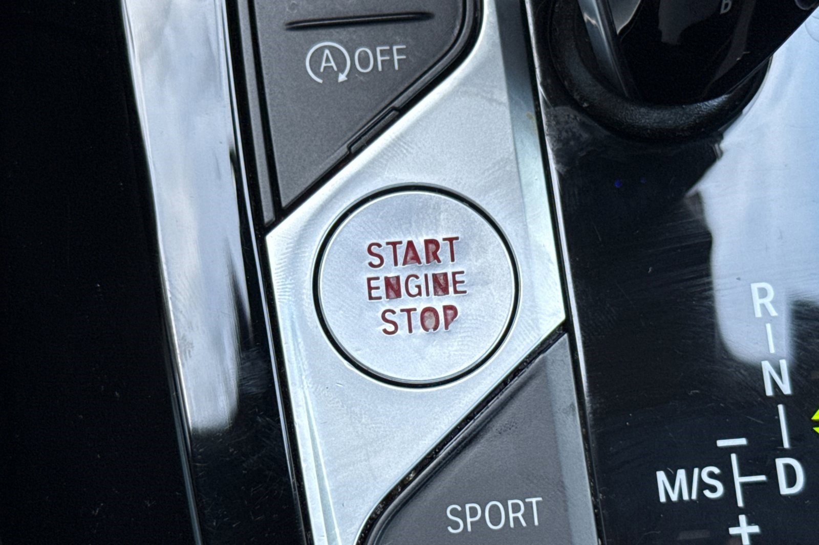 Certified 2023 BMW X4 xDrive30i w/ Premium Package image 27