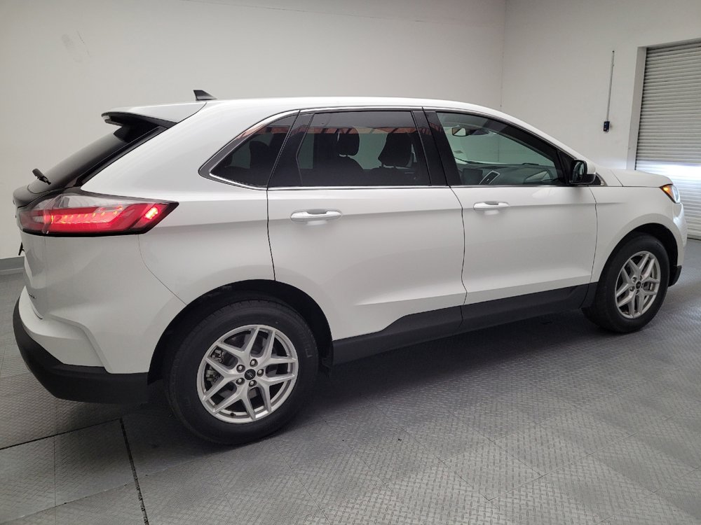 Used 2024 Ford Edge SEL image 10