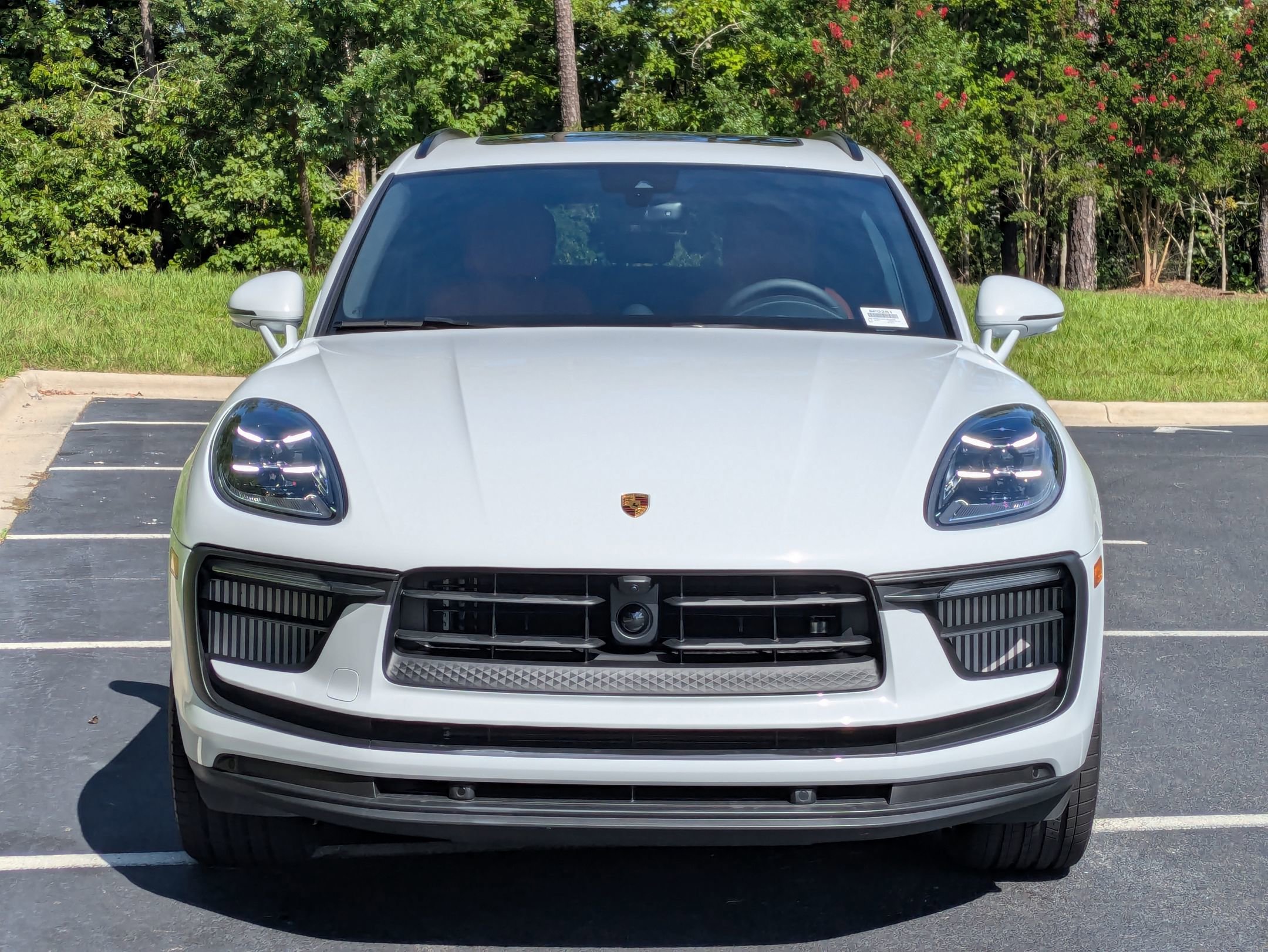 New 2025 Porsche Macan S AWD/4WD image 34