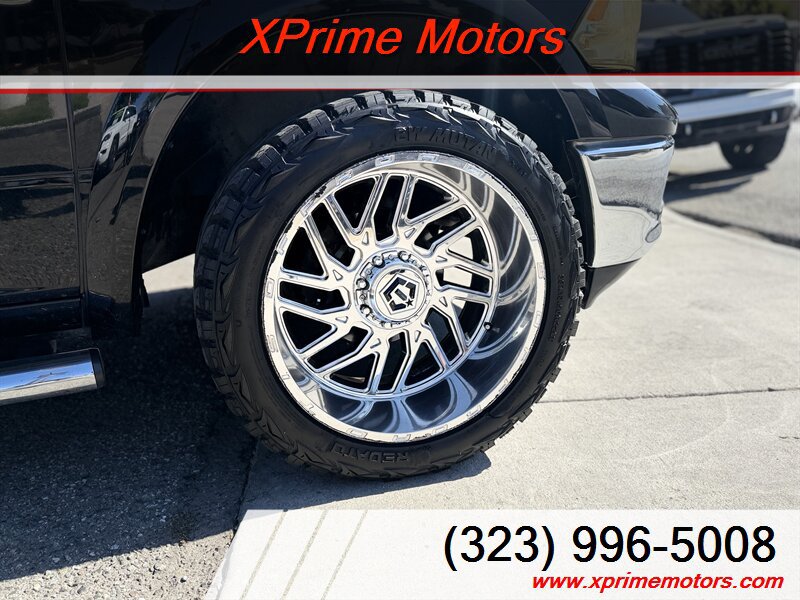 Used 2012 RAM 1500 Laramie RWD image 9