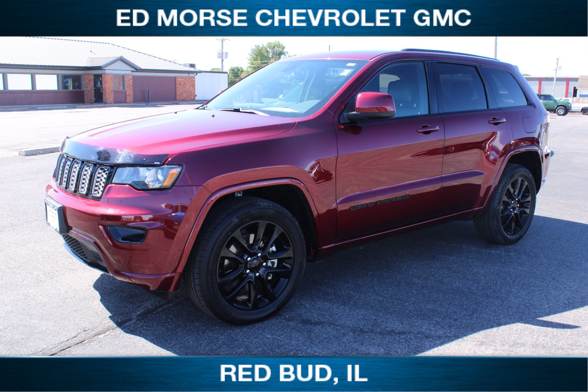 Used 2021 Jeep Grand Cherokee Laredo X AWD/4WD image 4