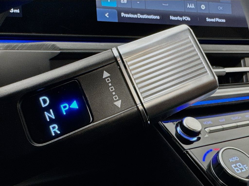 Certified 2026 Hyundai Santa Fe Limited image 17