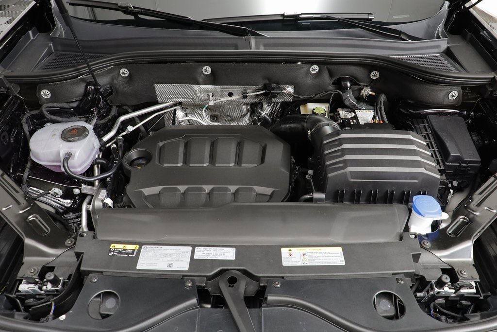New 2026 Volkswagen Atlas Cross Sport SEL Premium R-Line image 24